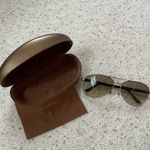 Gucci Aviator Style Sunglasses